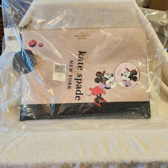 Kate Spade Disney Minnie Mouse Laptop Sleeve - Picture 1 of 11